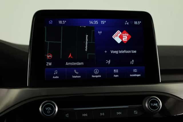 Ford Kuga (2023) thumbnail 11