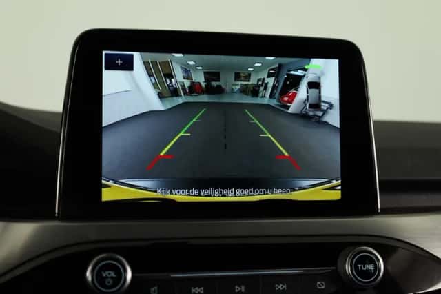 Ford Kuga (2023) thumbnail 12