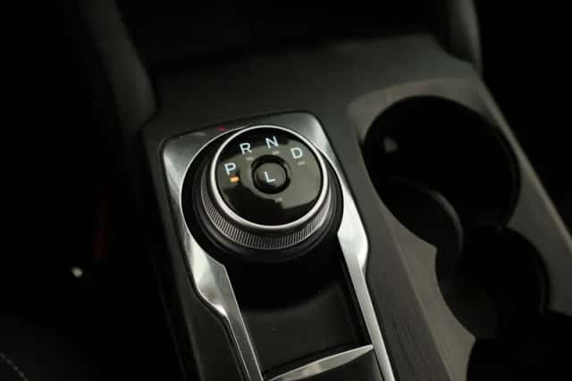 Ford Kuga (2023) thumbnail 14