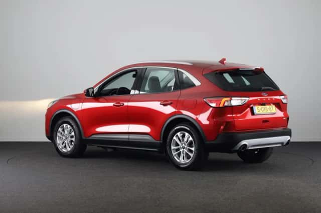 Ford Kuga (2023) thumbnail 25