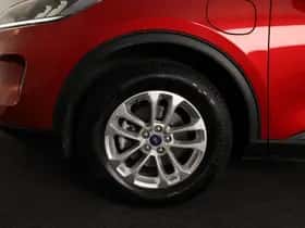 Ford Kuga (2023) thumbnail 5
