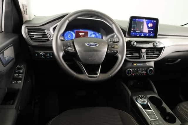 Ford Kuga (2023) thumbnail 10
