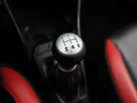 Kia Picanto (2019) thumbnail 18