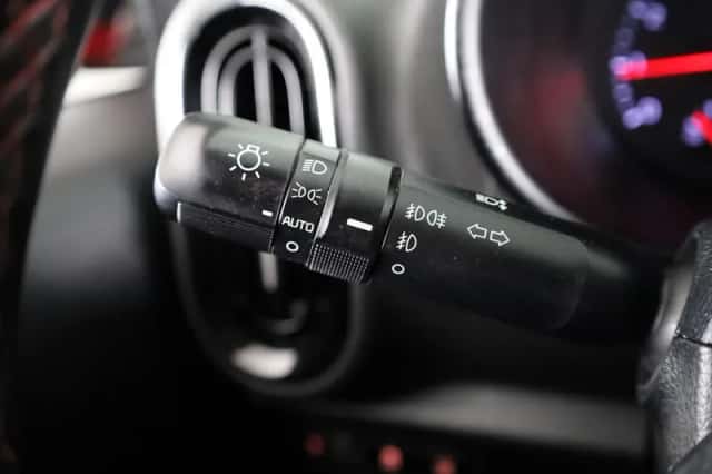 Kia Picanto (2019) thumbnail 20