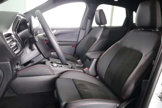 Ford Kuga (2025) thumbnail 18
