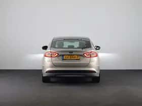 Ford Mondeo (2015) thumbnail 9