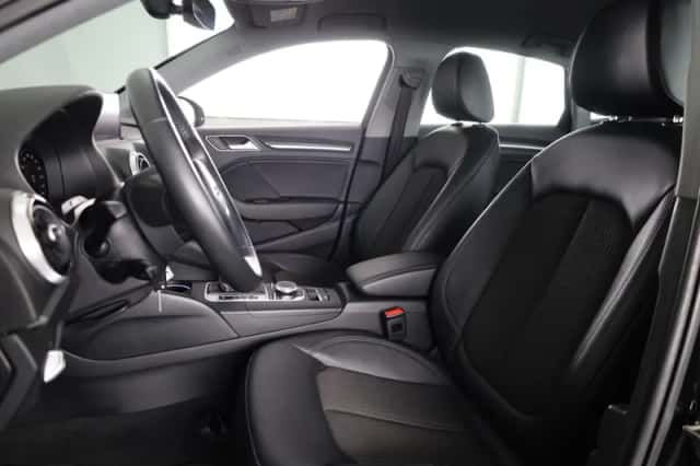 Audi A3 (2017) thumbnail 18