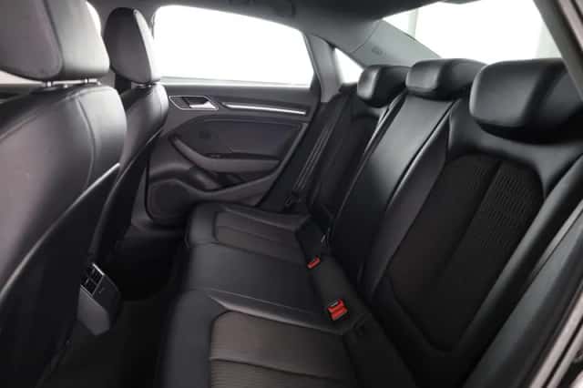 Audi A3 (2017) thumbnail 21