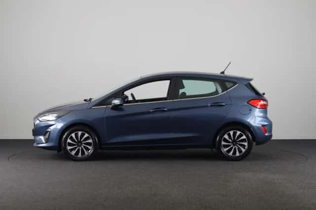 Ford Fiesta (2023) thumbnail 2