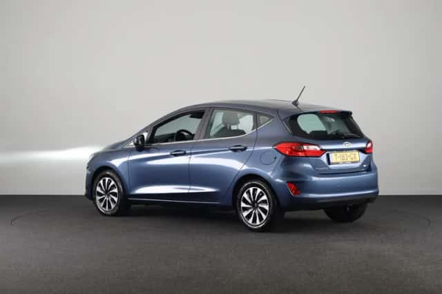 Ford Fiesta (2023) thumbnail 3