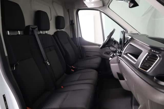 Ford E-Transit (2024) thumbnail 21