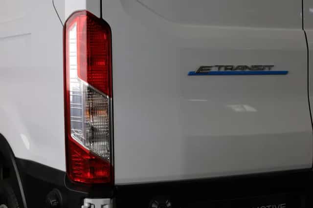 Ford E-Transit (2024) thumbnail 24