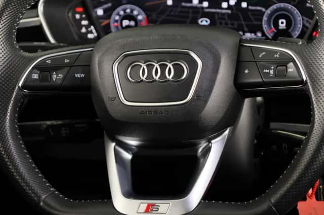 Audi Q3 (2019) thumbnail 16