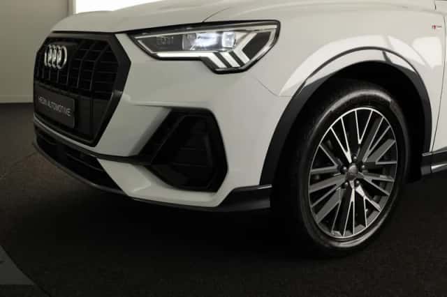 Audi Q3 (2019) thumbnail 25