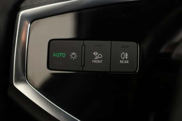 Audi Q3 (2019) thumbnail 35