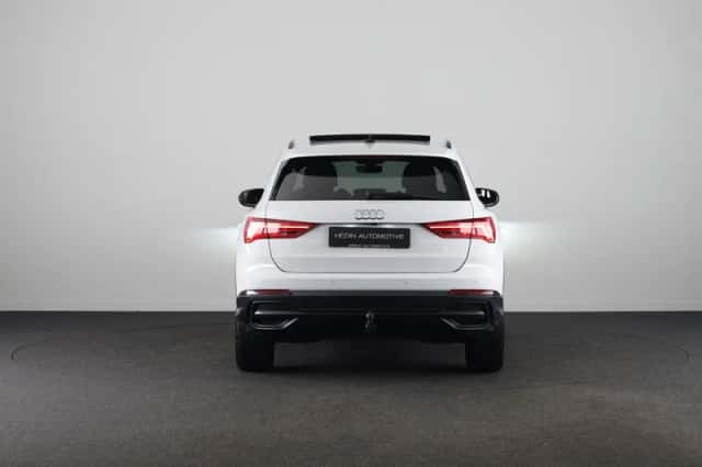 Audi Q3 (2019) thumbnail 9