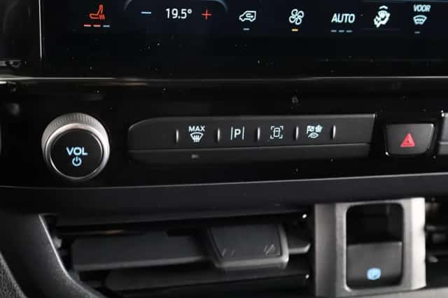 Ford Transit Custom (2026) thumbnail 17