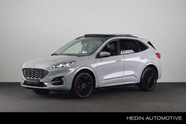 Ford Kuga (2023) thumbnail 1