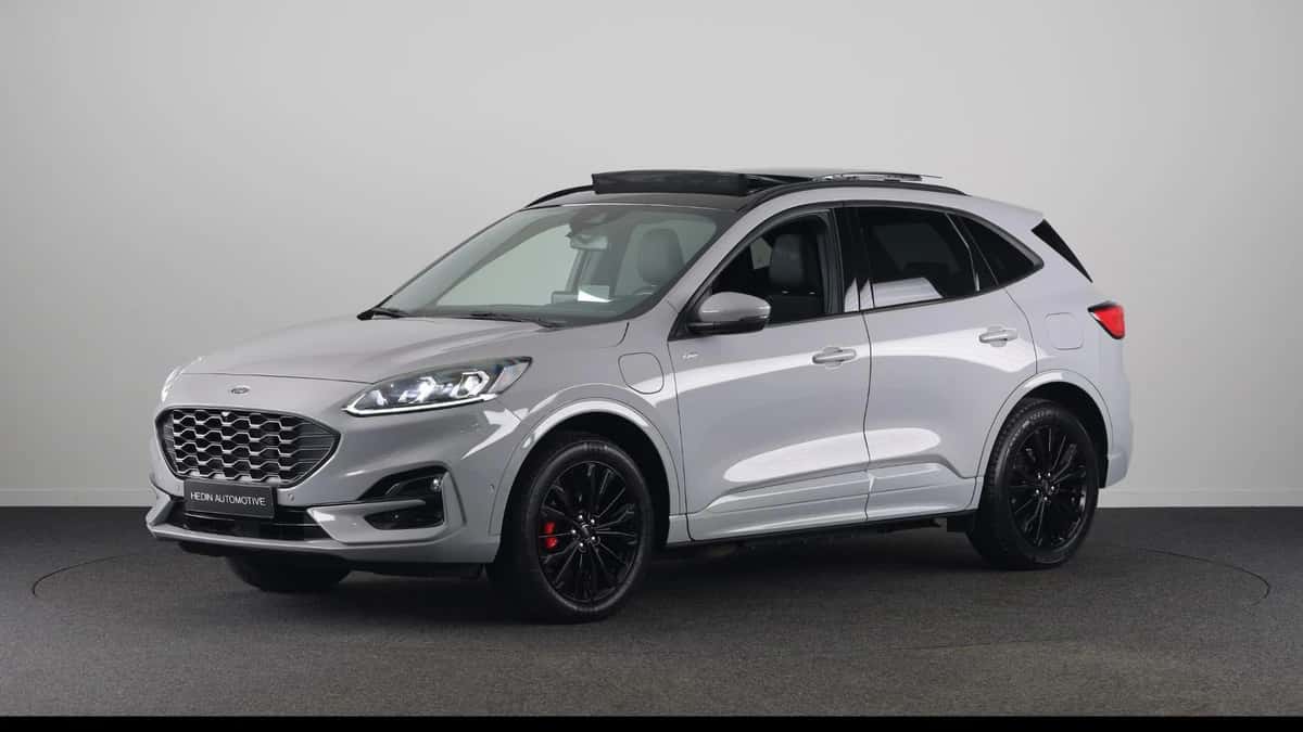 Ford Kuga (2023) — foto 1