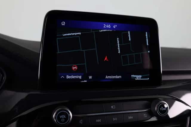 Ford Kuga (2023) thumbnail 17