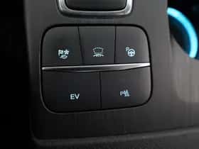 Ford Kuga (2023) thumbnail 34