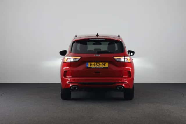 Ford Kuga (2020) thumbnail 4