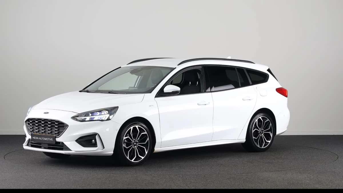 Ford Focus (2020) — foto 1
