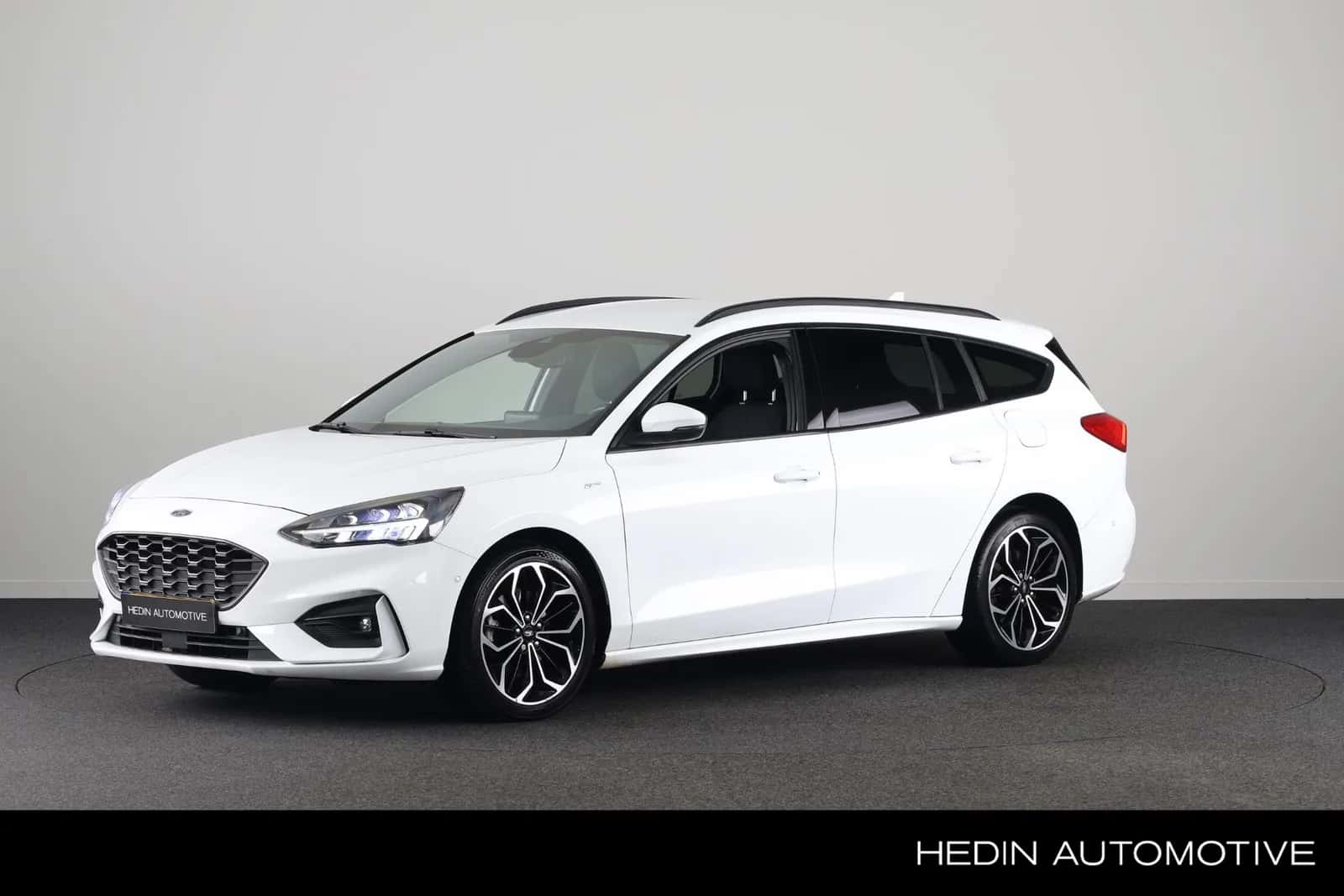Ford Focus (2020) — foto 1