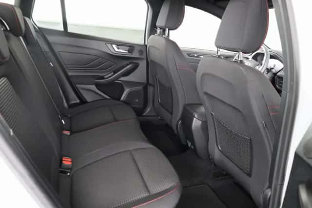 Ford Focus (2020) thumbnail 36