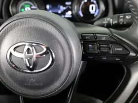 Toyota Yaris (2020) thumbnail 17