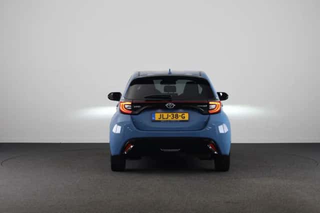 Toyota Yaris (2020) thumbnail 9
