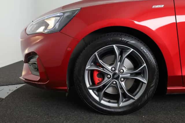Ford Focus (2019) thumbnail 5