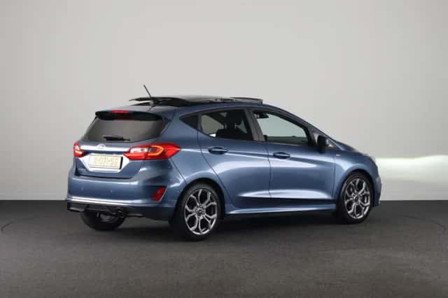 Ford Fiesta (2021) thumbnail 2