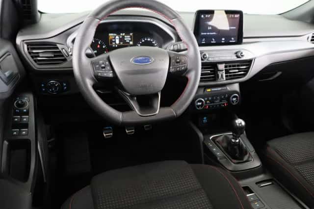 Ford Focus (2023) thumbnail 10