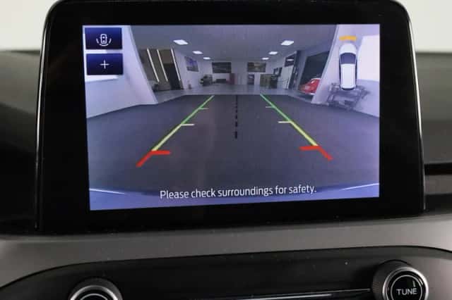 Ford Focus (2022) thumbnail 13