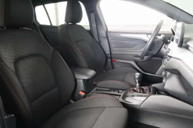 Ford Focus (2022) thumbnail 20