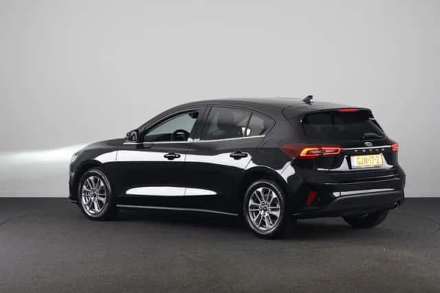 Ford Focus (2024) thumbnail 6
