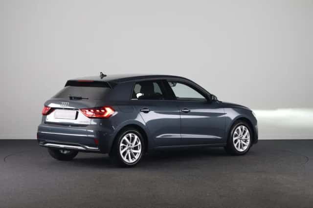 Audi A1 (2022) thumbnail 2
