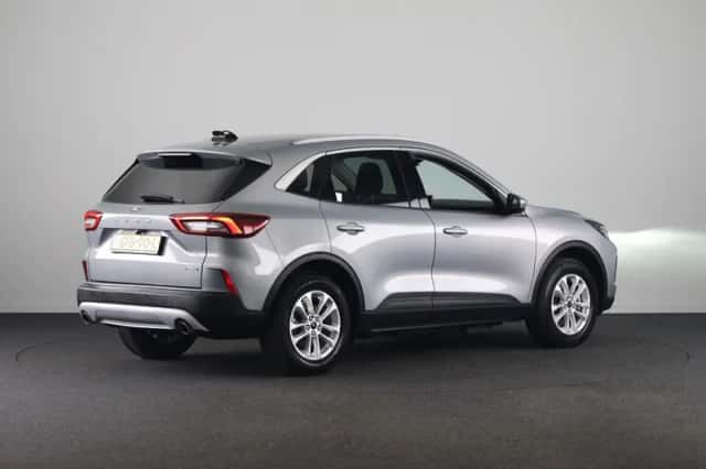 Ford Kuga (2024) thumbnail 2