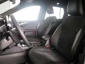 Ford Kuga (2022) thumbnail 18