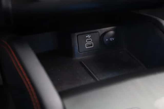 Ford Kuga (2022) thumbnail 29