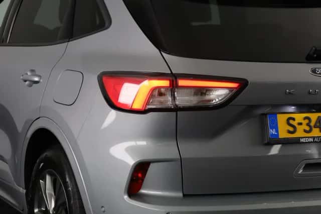 Ford Kuga (2022) thumbnail 33