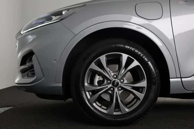Ford Kuga (2022) thumbnail 34