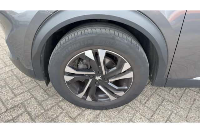 Peugeot 2008 (2021) thumbnail 6