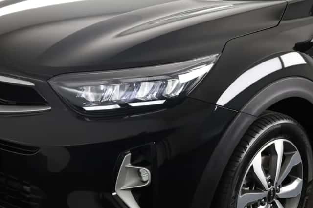 Kia Stonic (2025) thumbnail 6