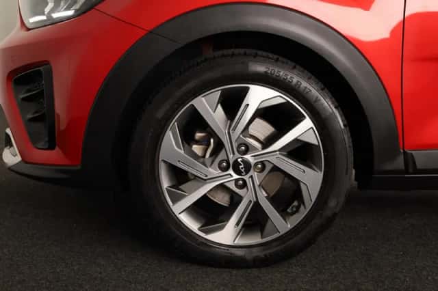 Kia Stonic (2022) thumbnail 5