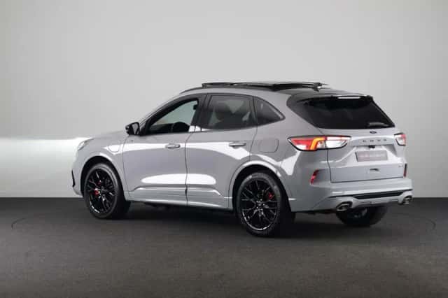 Ford Kuga (2024) thumbnail 4