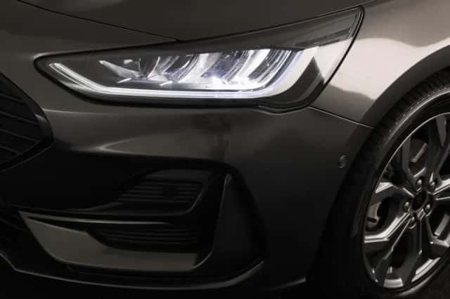 Ford Focus (2025) thumbnail 6