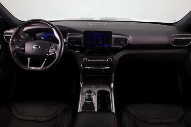 Ford Explorer (2020) thumbnail 3