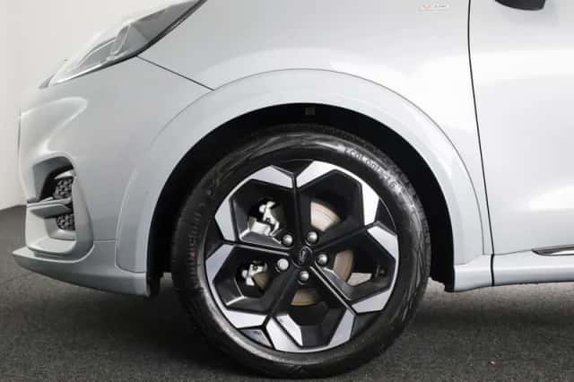 Ford Puma (2024) thumbnail 5